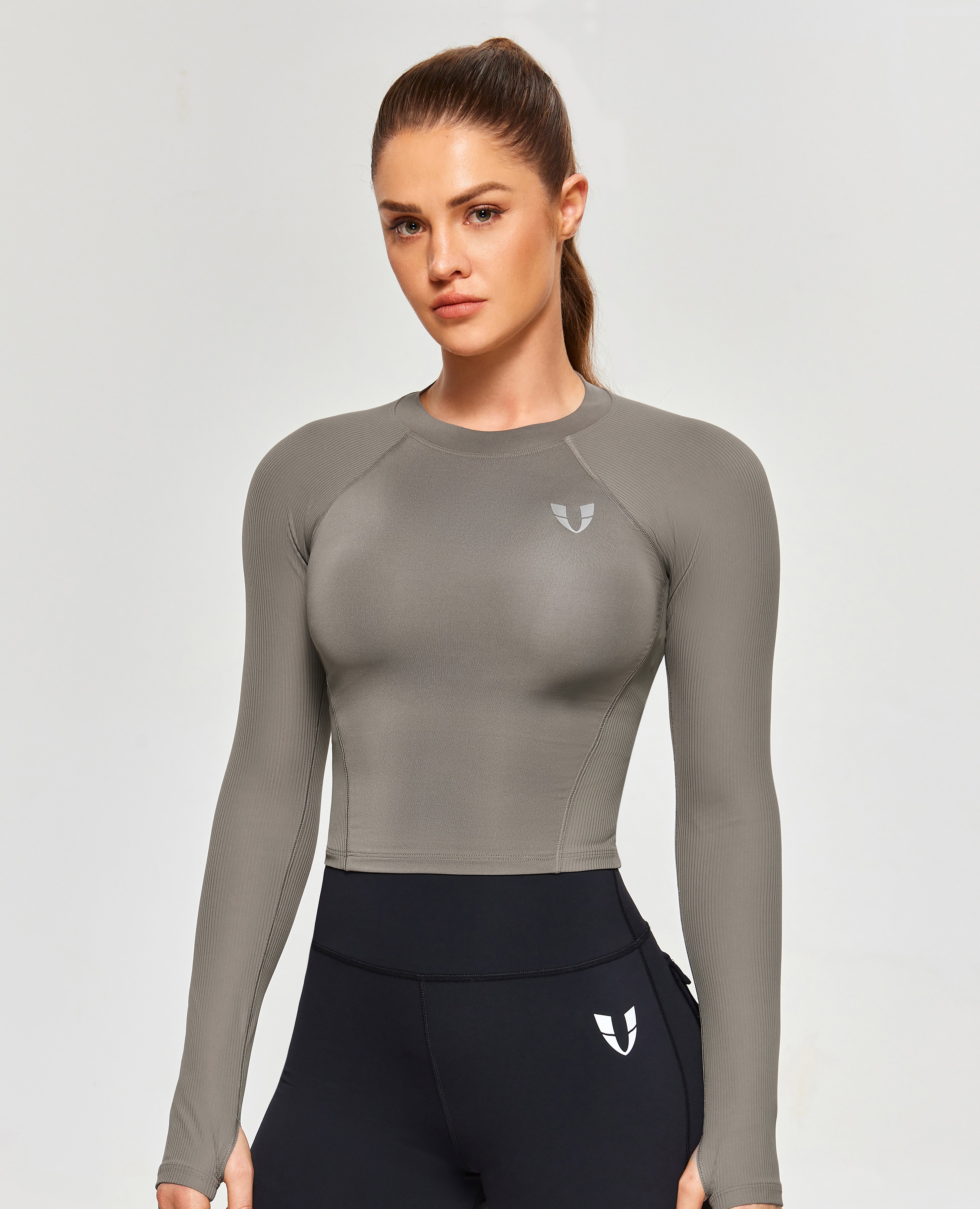 Athletic Long Sleeve T -Shirt - grau