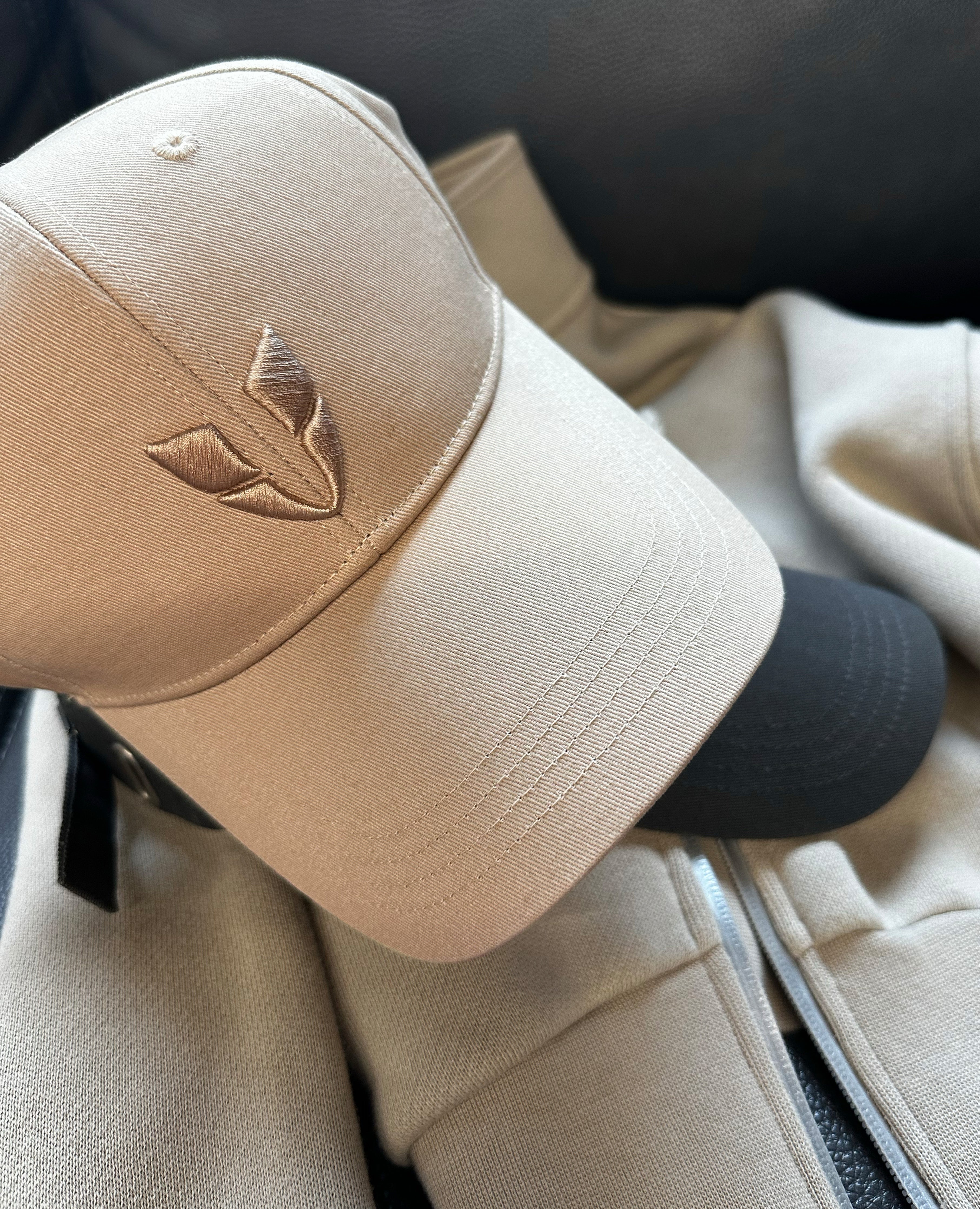 Classic Baseball Cap - Apricot