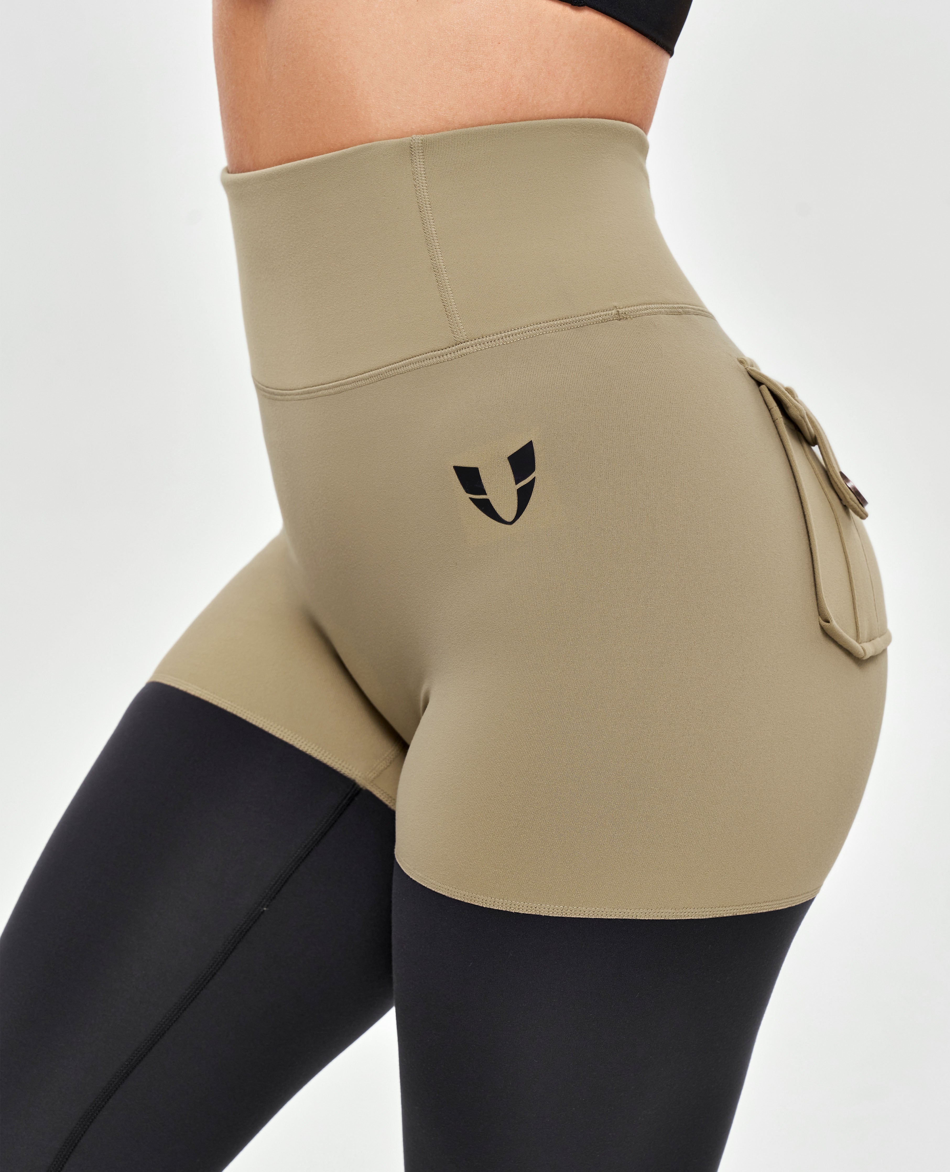 Leggings athlétiques cargo - beige et noir