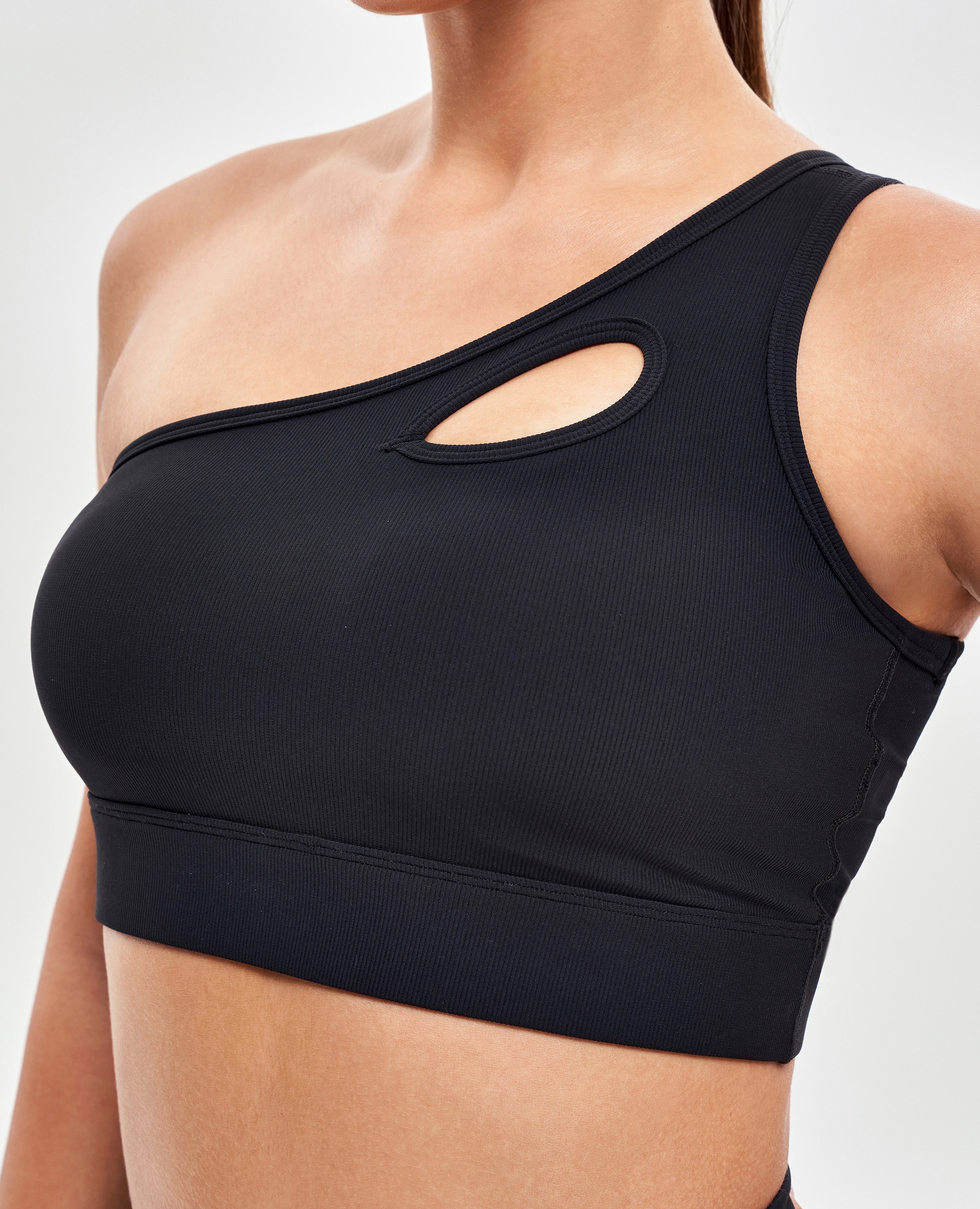 Un soutien-gorge de sport d'épaule - noir