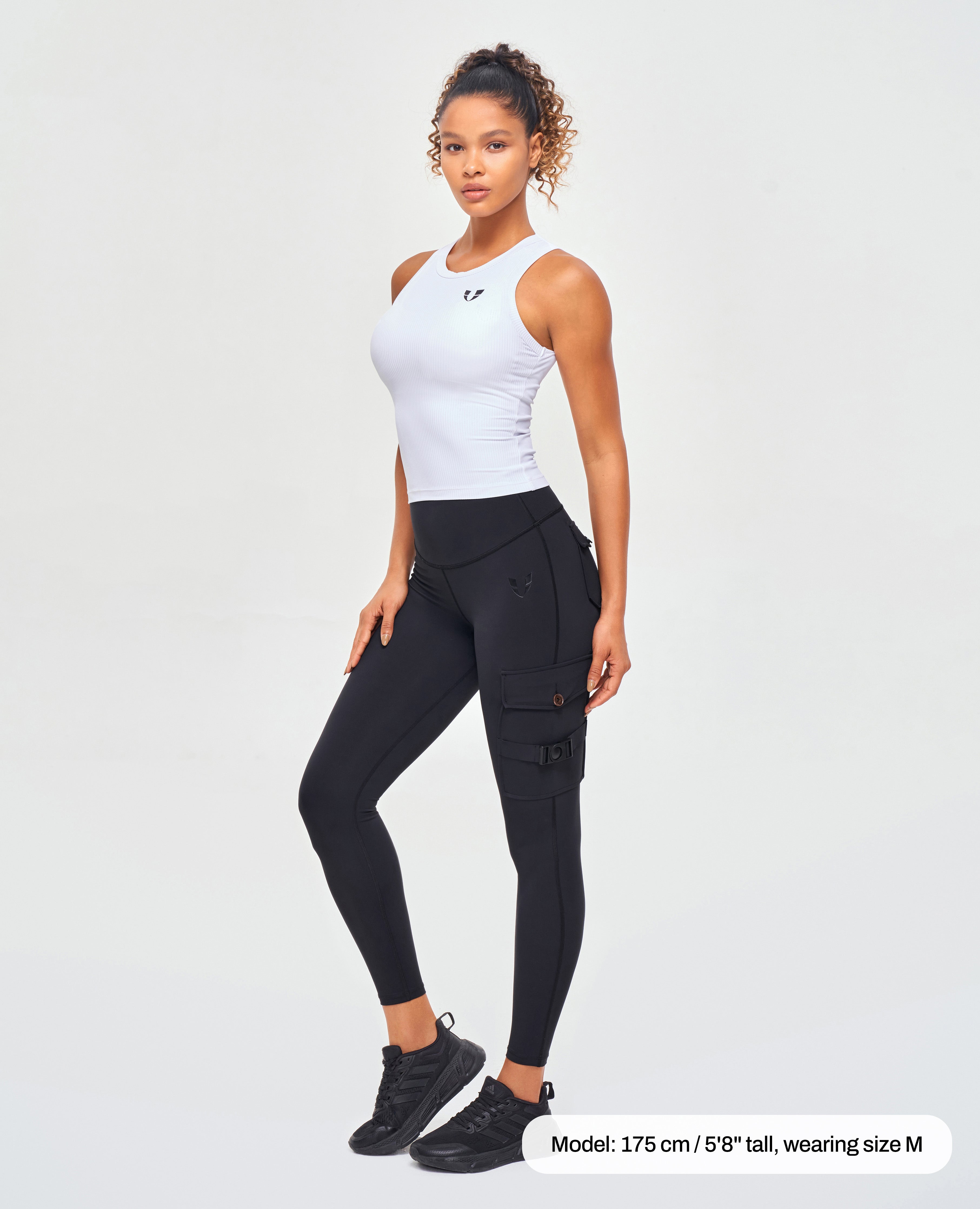 リブ付きワークアウトタンク - 白