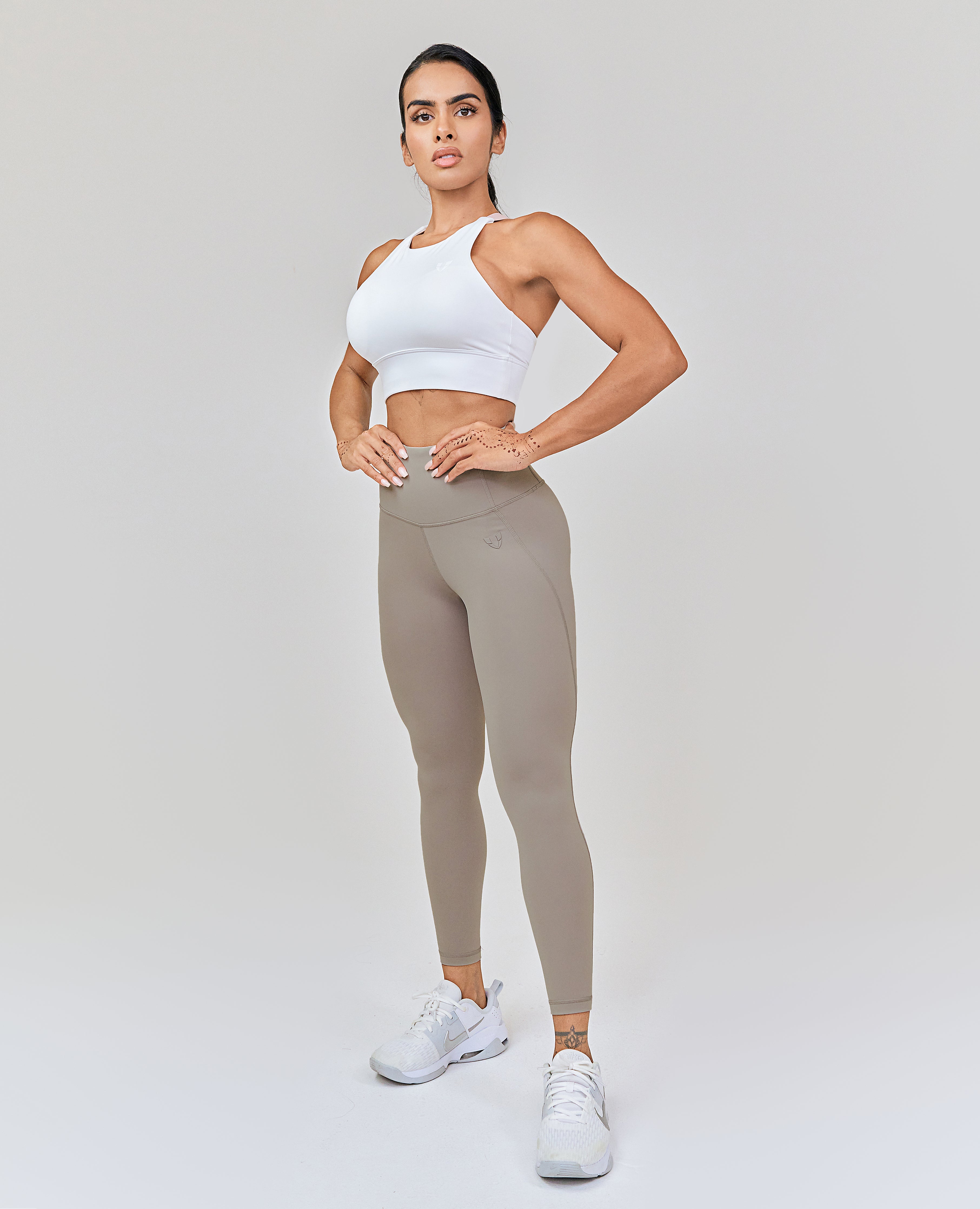 Back Crossover Sports Bra - White
