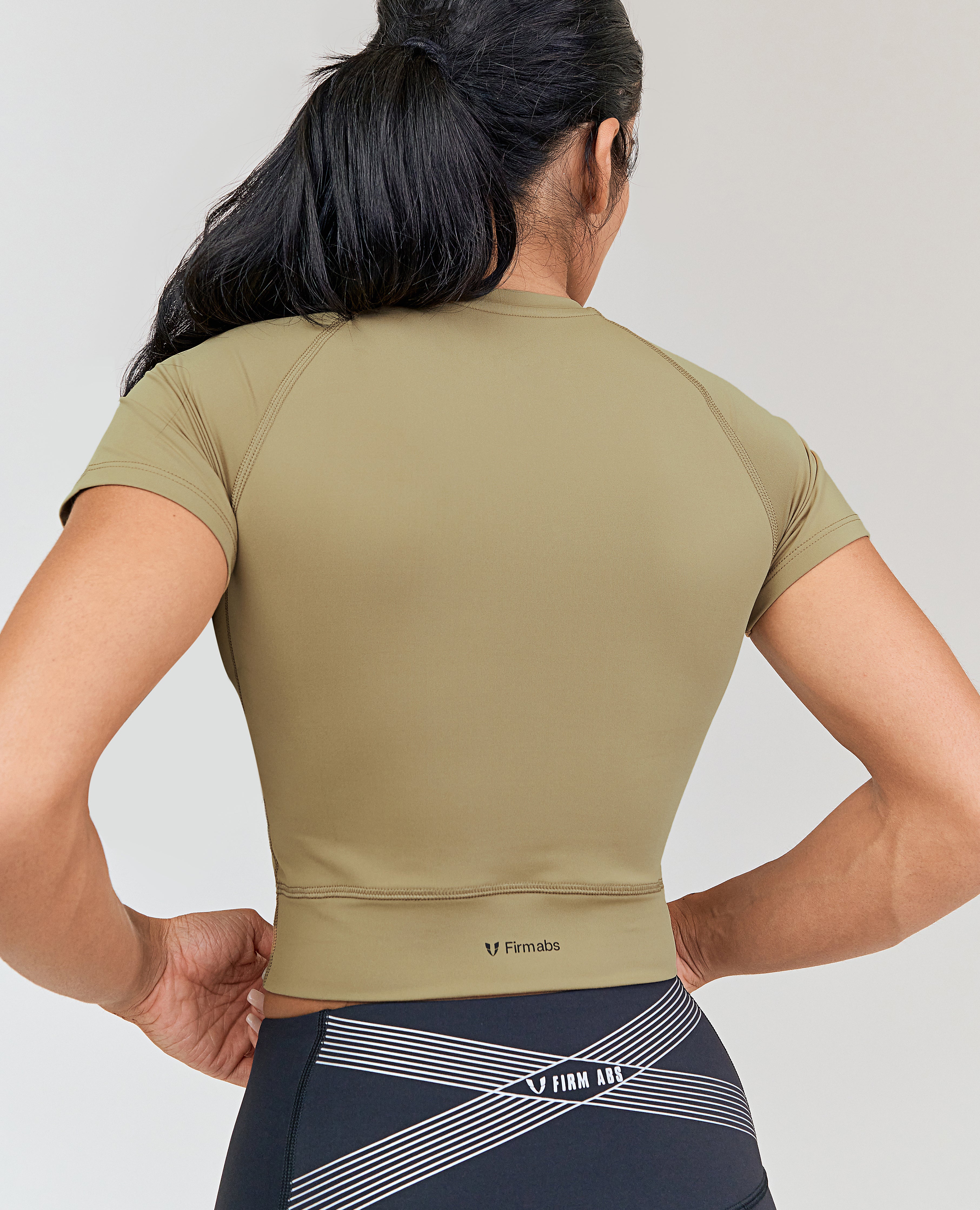 Short Sleeve Crop Top - Brown