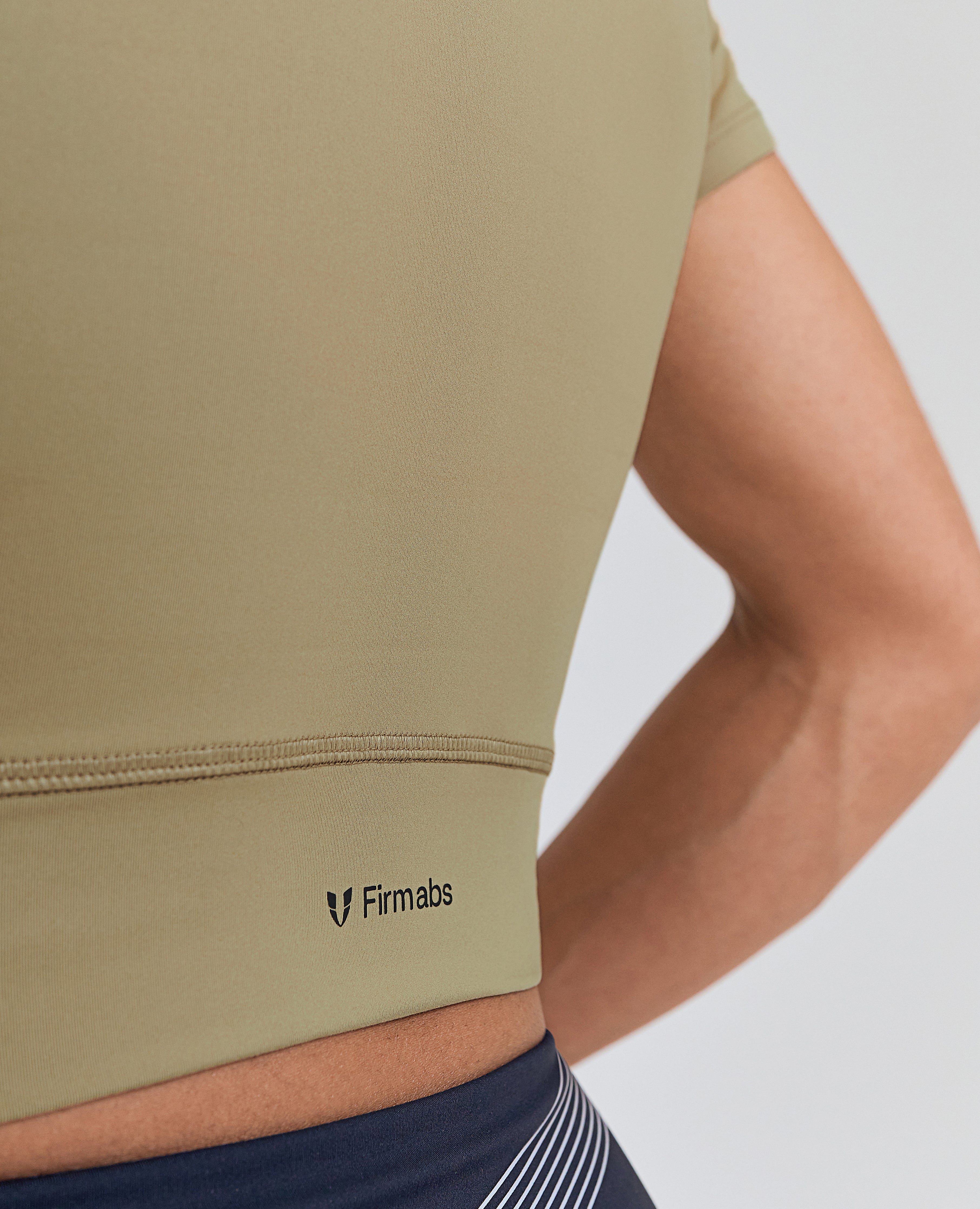 Short Sleeve Crop Top - Brown