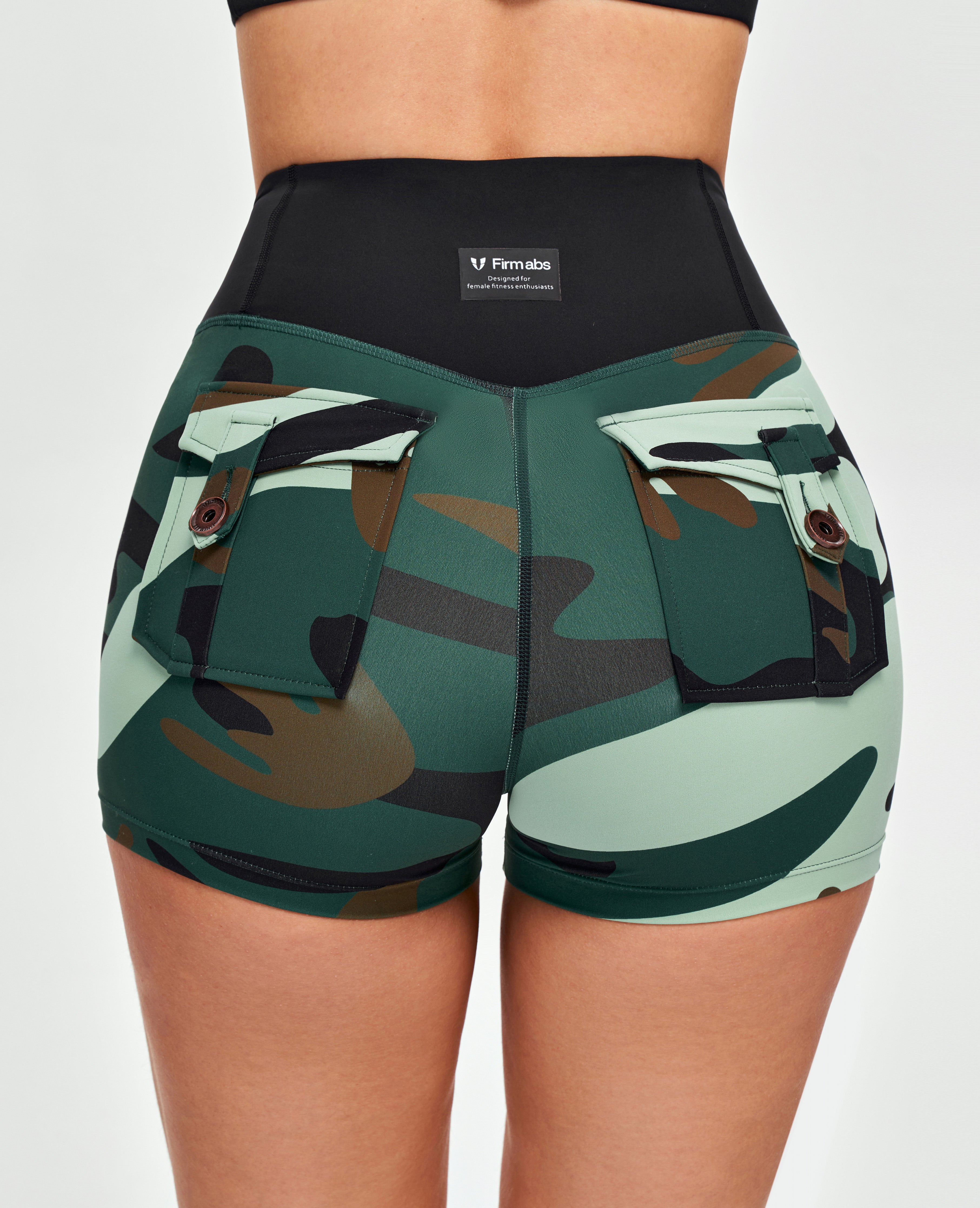 V-waist Cargo Shorts - Green Camo