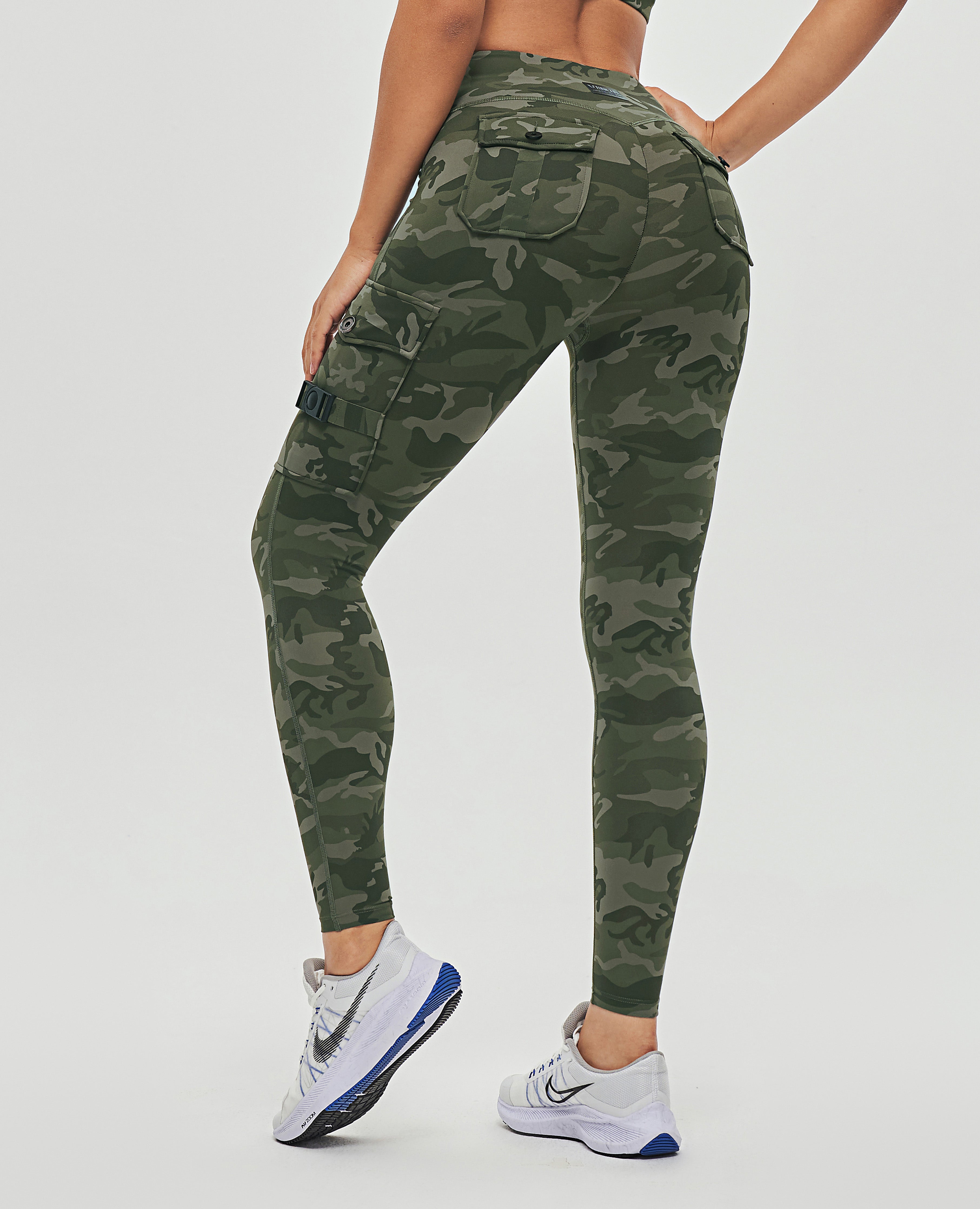 FIRM ABS camo leggings in green with pockets for women's camo fitness apparel outfit