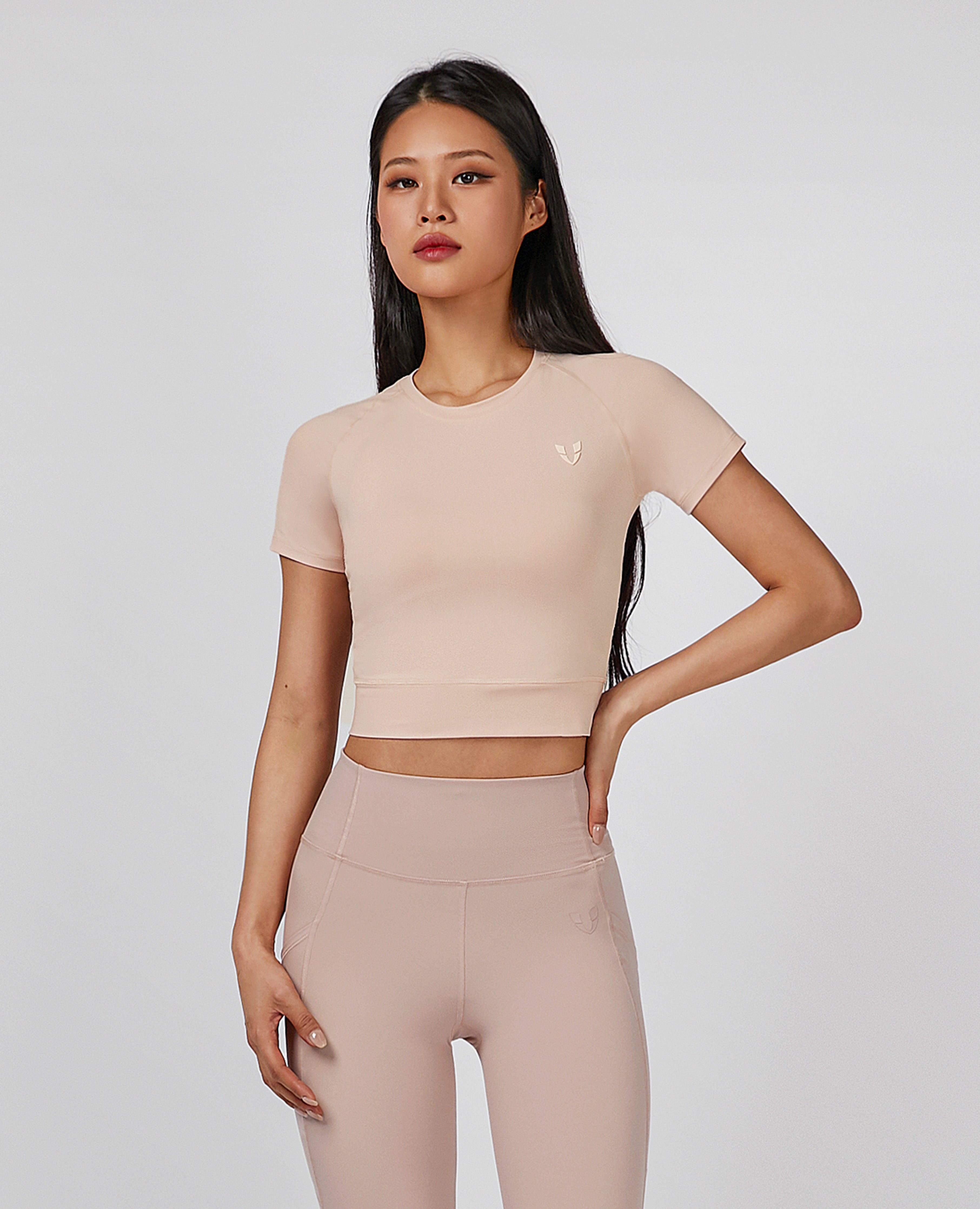 Kurzärmliges Crop-Top – Hellrosa