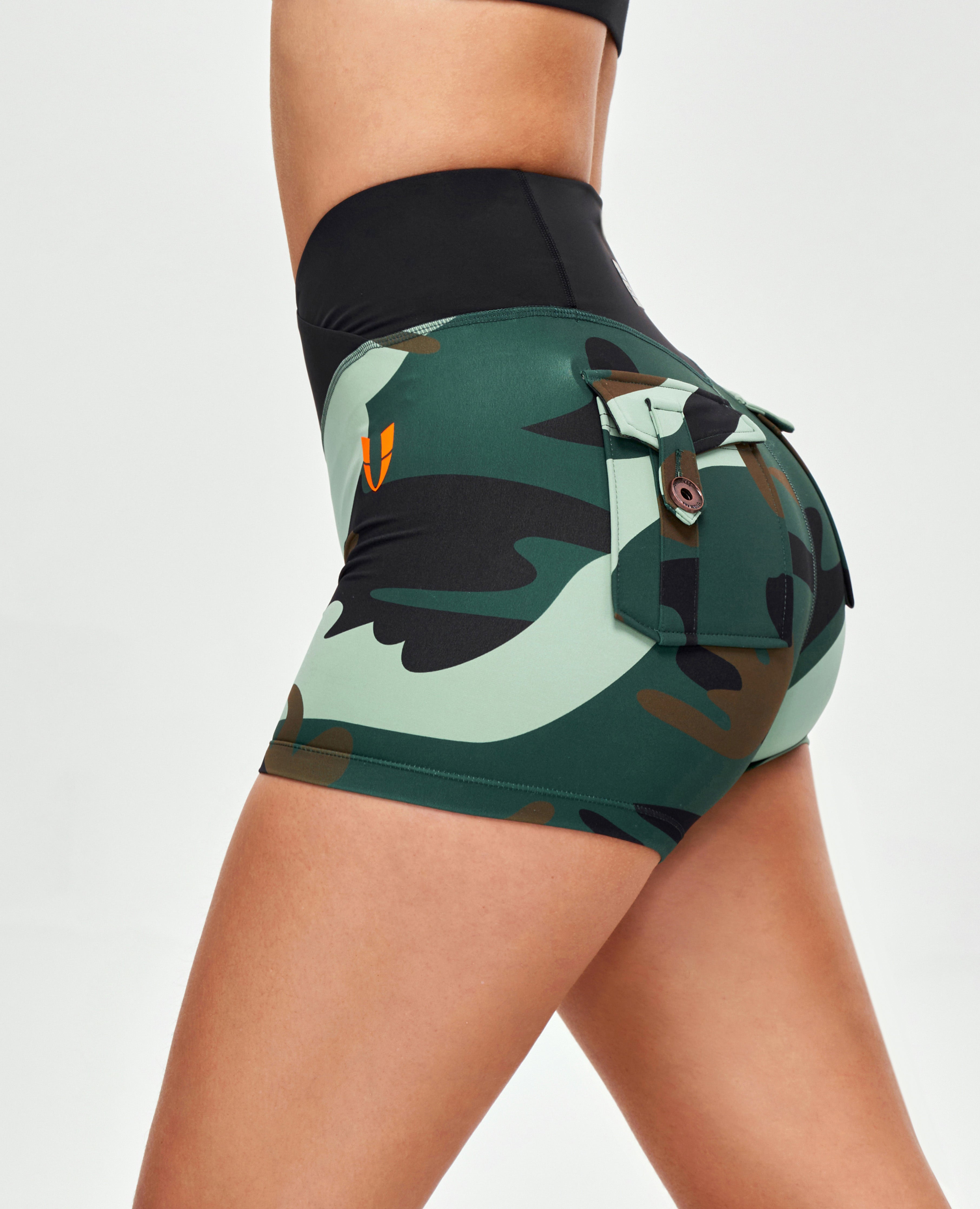 V-waist Cargo Shorts - Green Camo