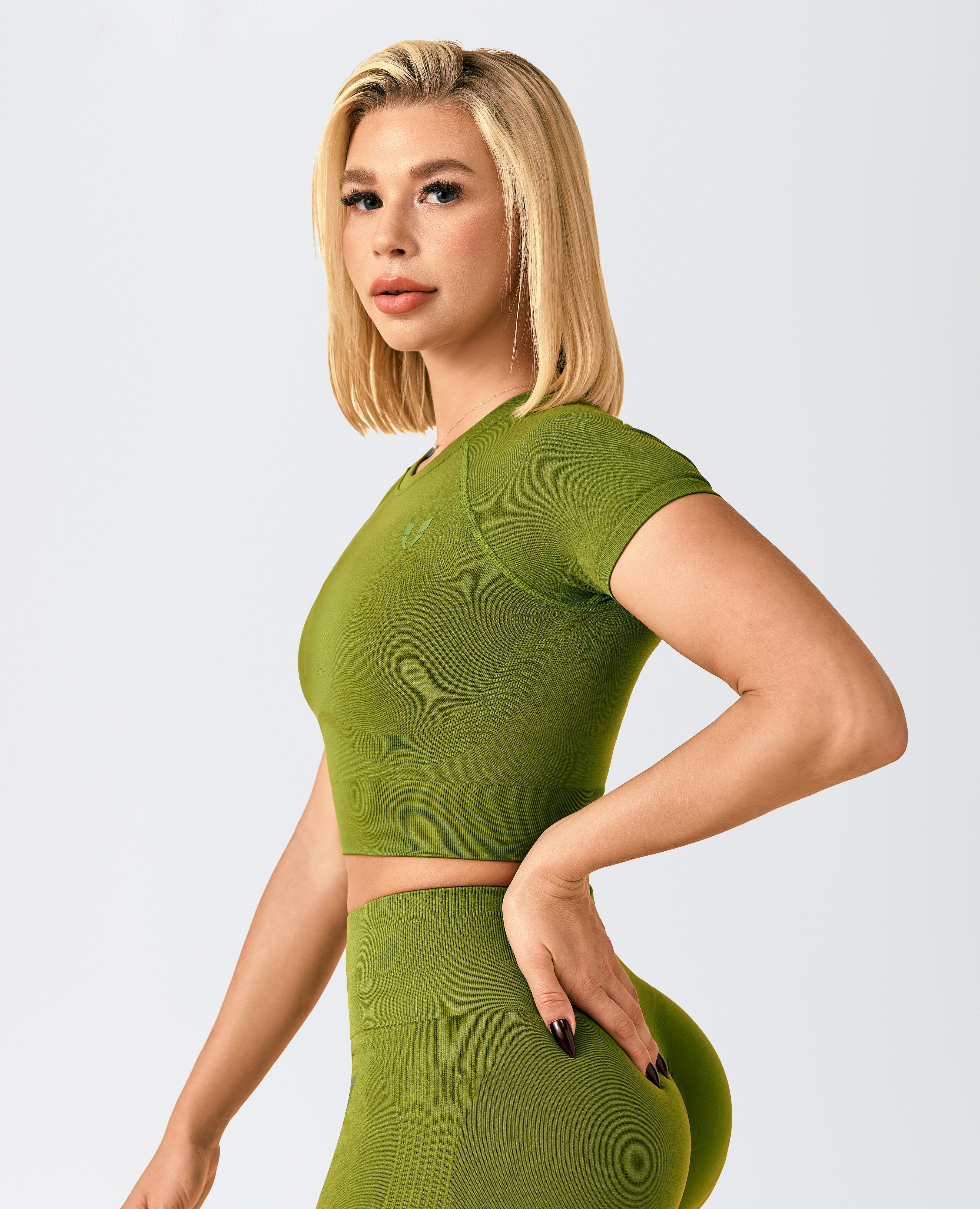 Vivid Crop T-Shirt - Grass Green