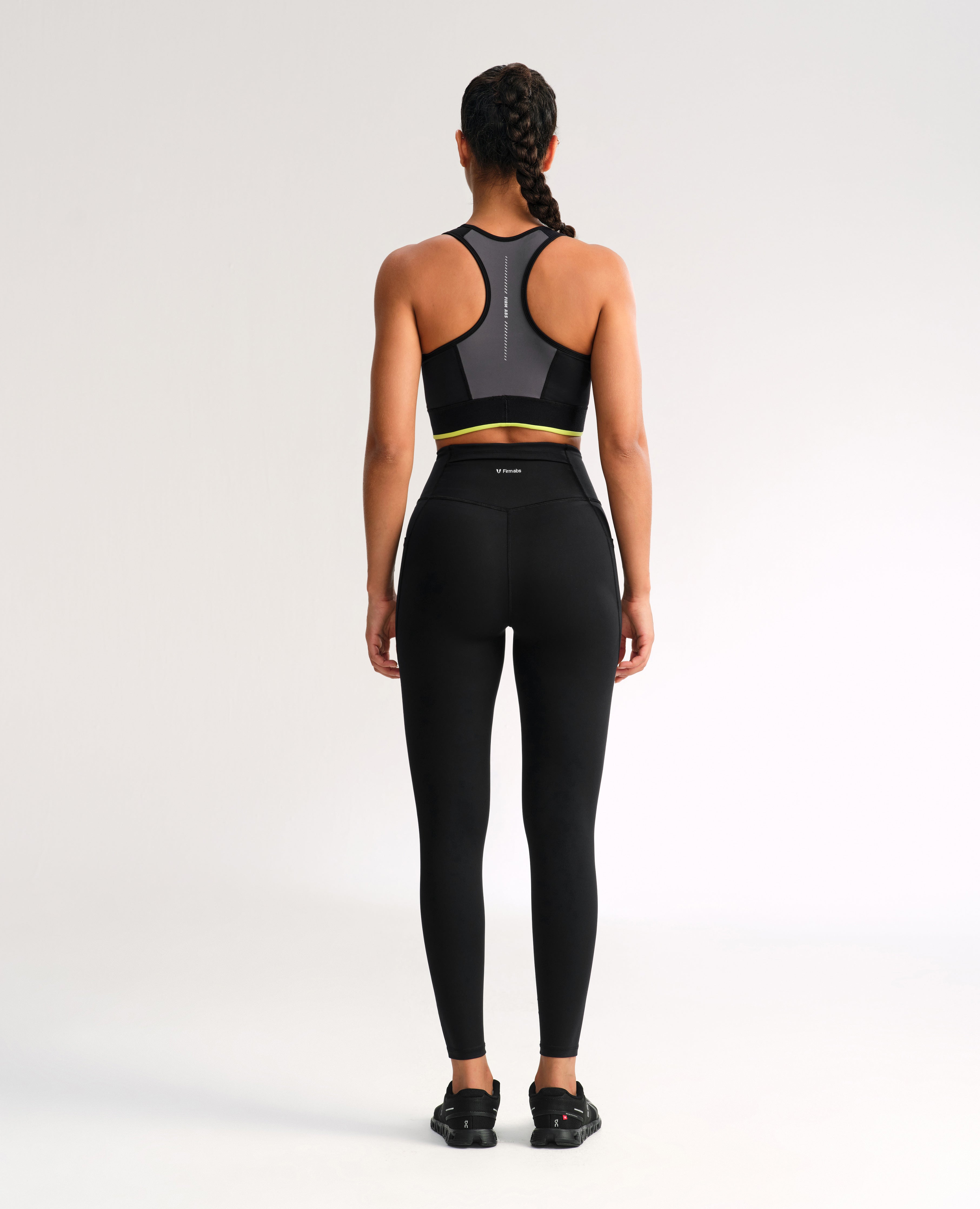 Vivid Support Sports Bra - Black