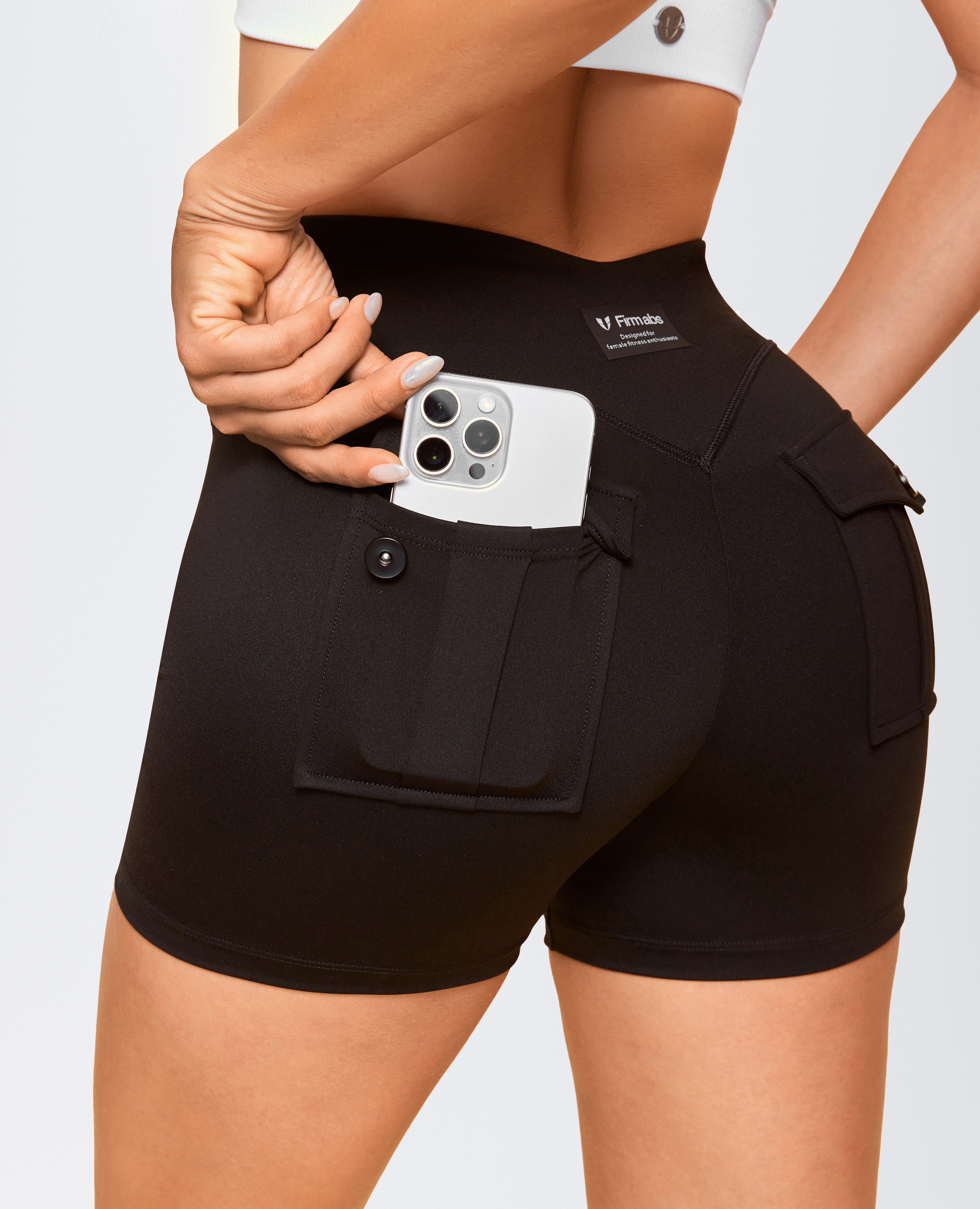 شورت الجيب الأمامي الرمز البريدي - الأسود