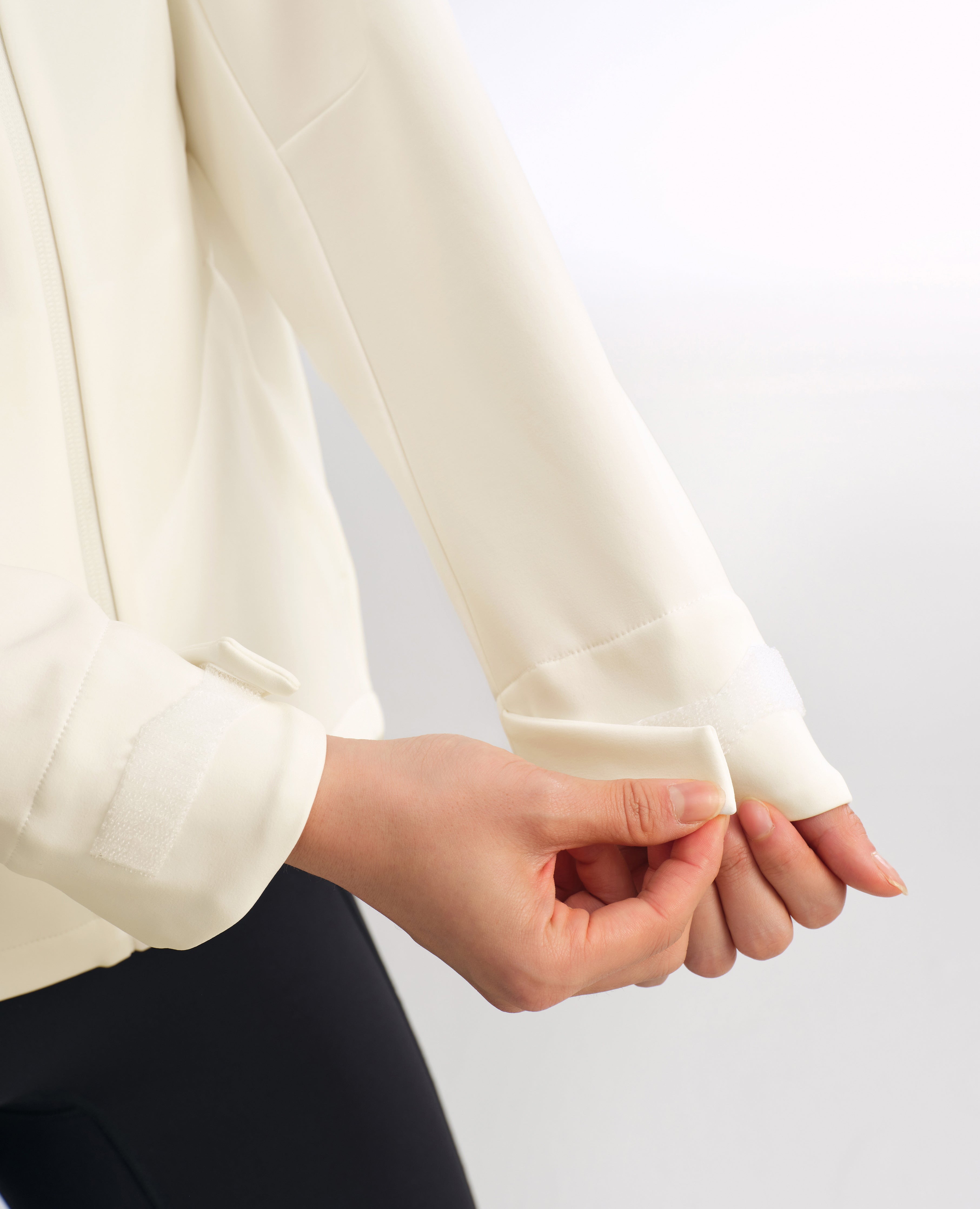 Water-Repellent Fleece Lined Zip Up Hoodie Jacket - White