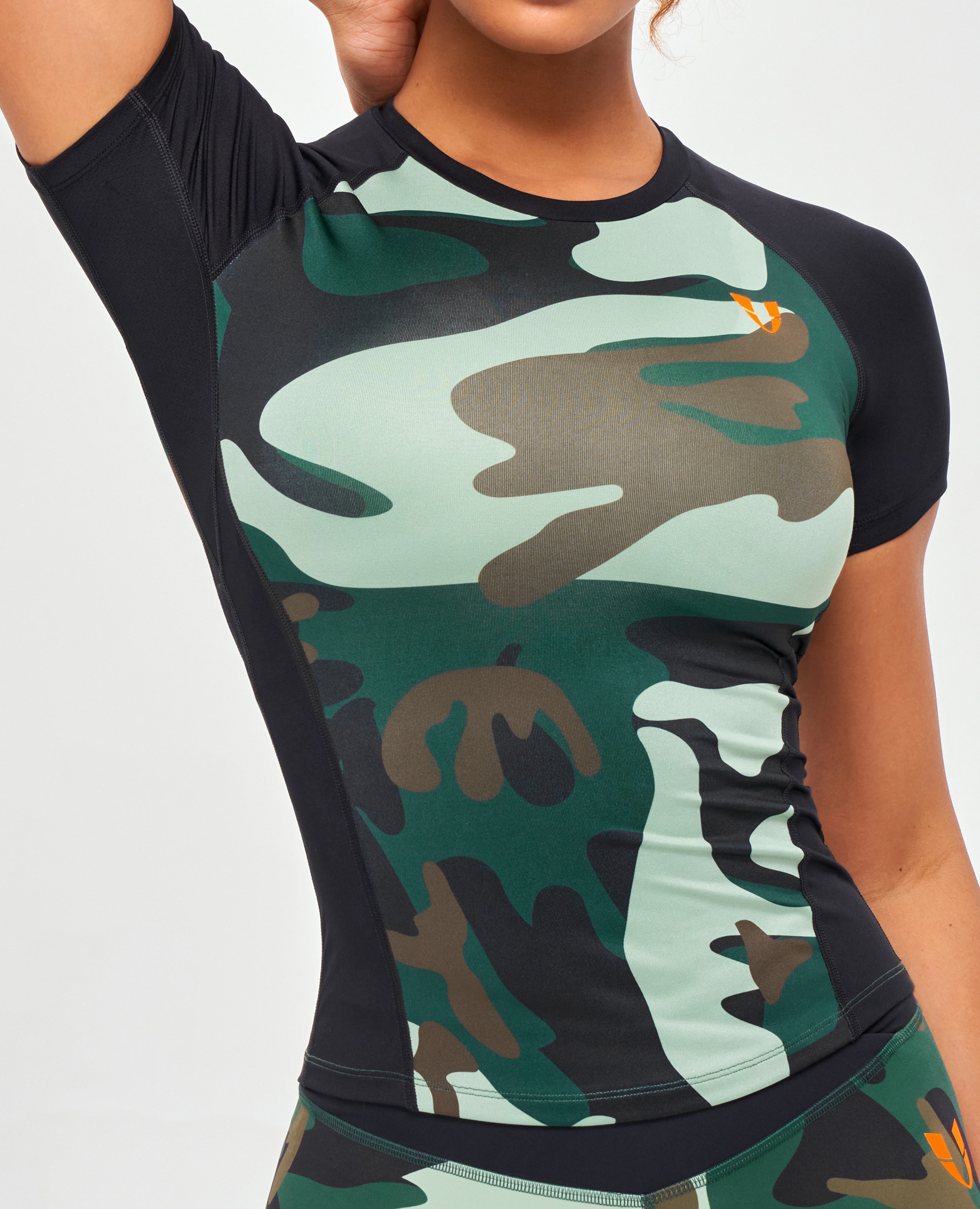 Contrast Color T-shirt - Green Camo and Black