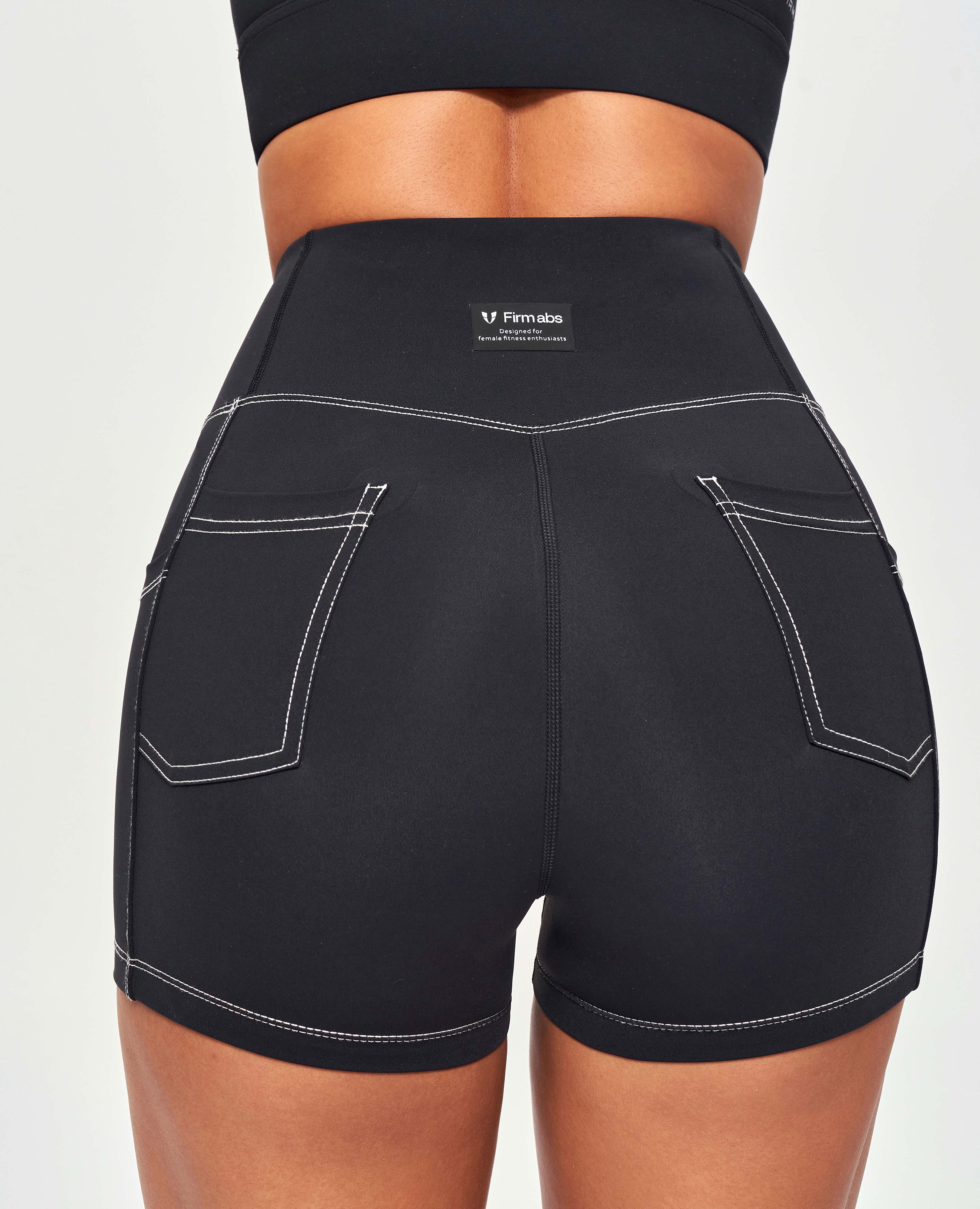 Contrast Stitching Shorts - Black