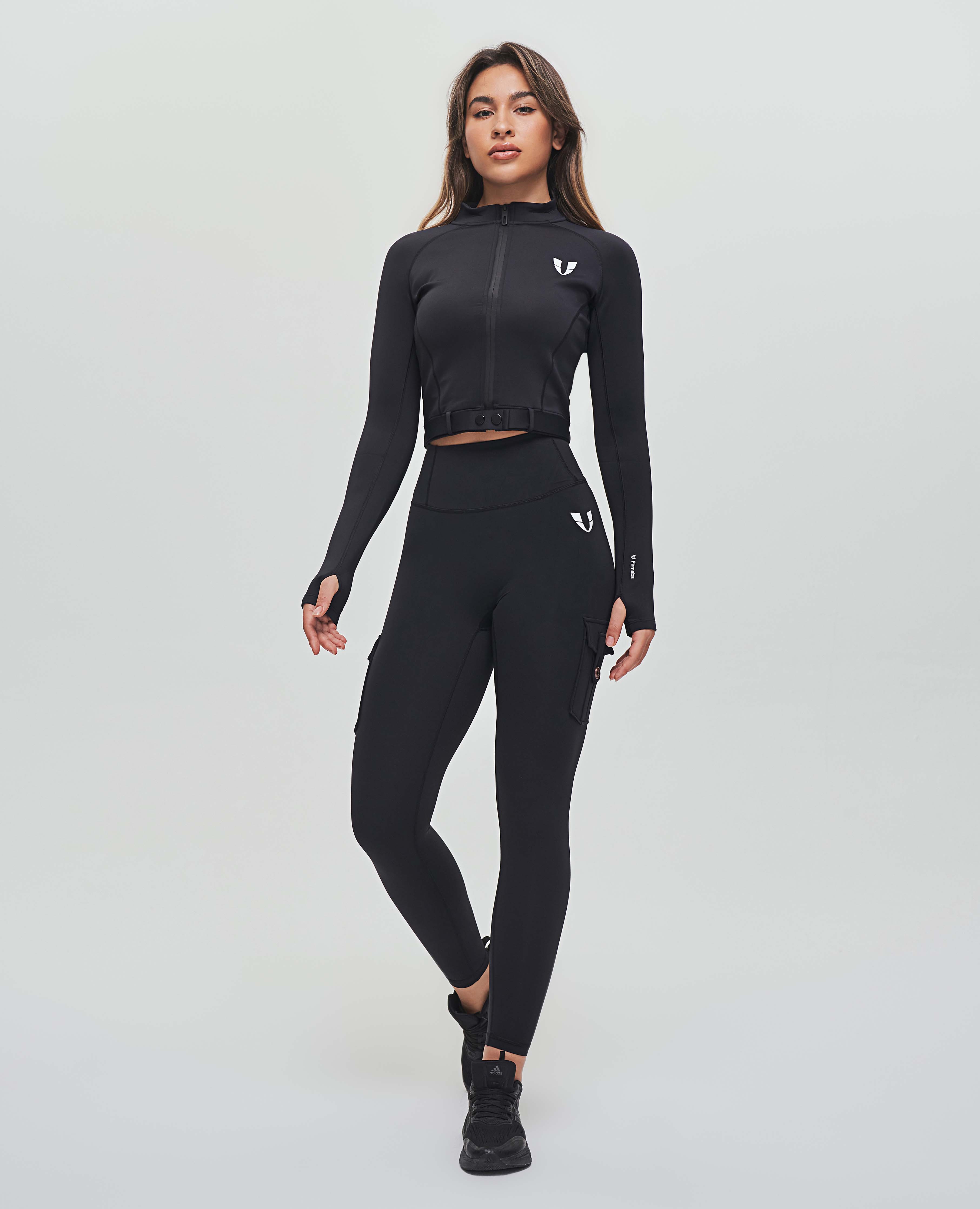 Cropped jack met volledige ritssluiting Plus - Zwart