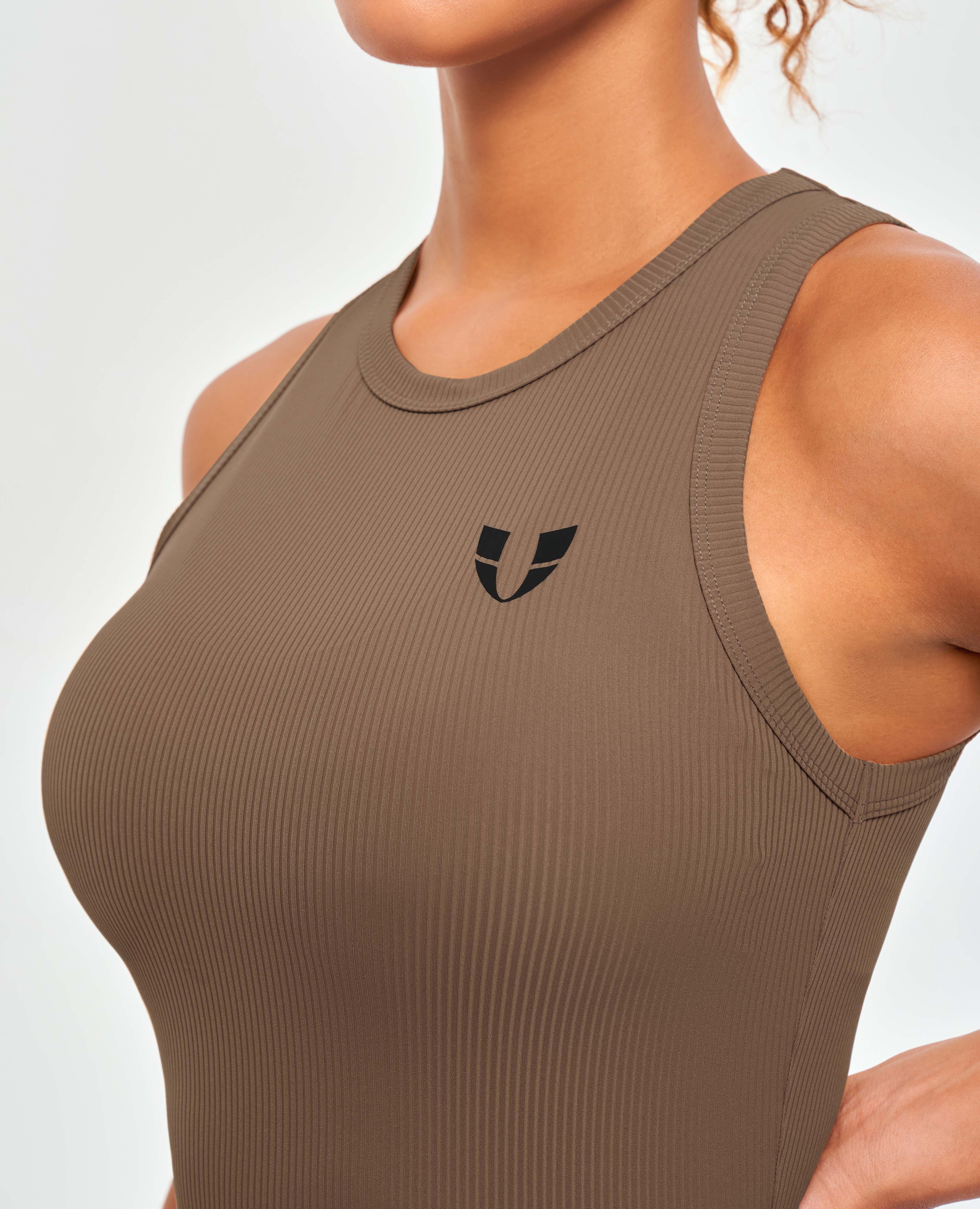 Geripptes Trainings-Tanktop – Nussbraun