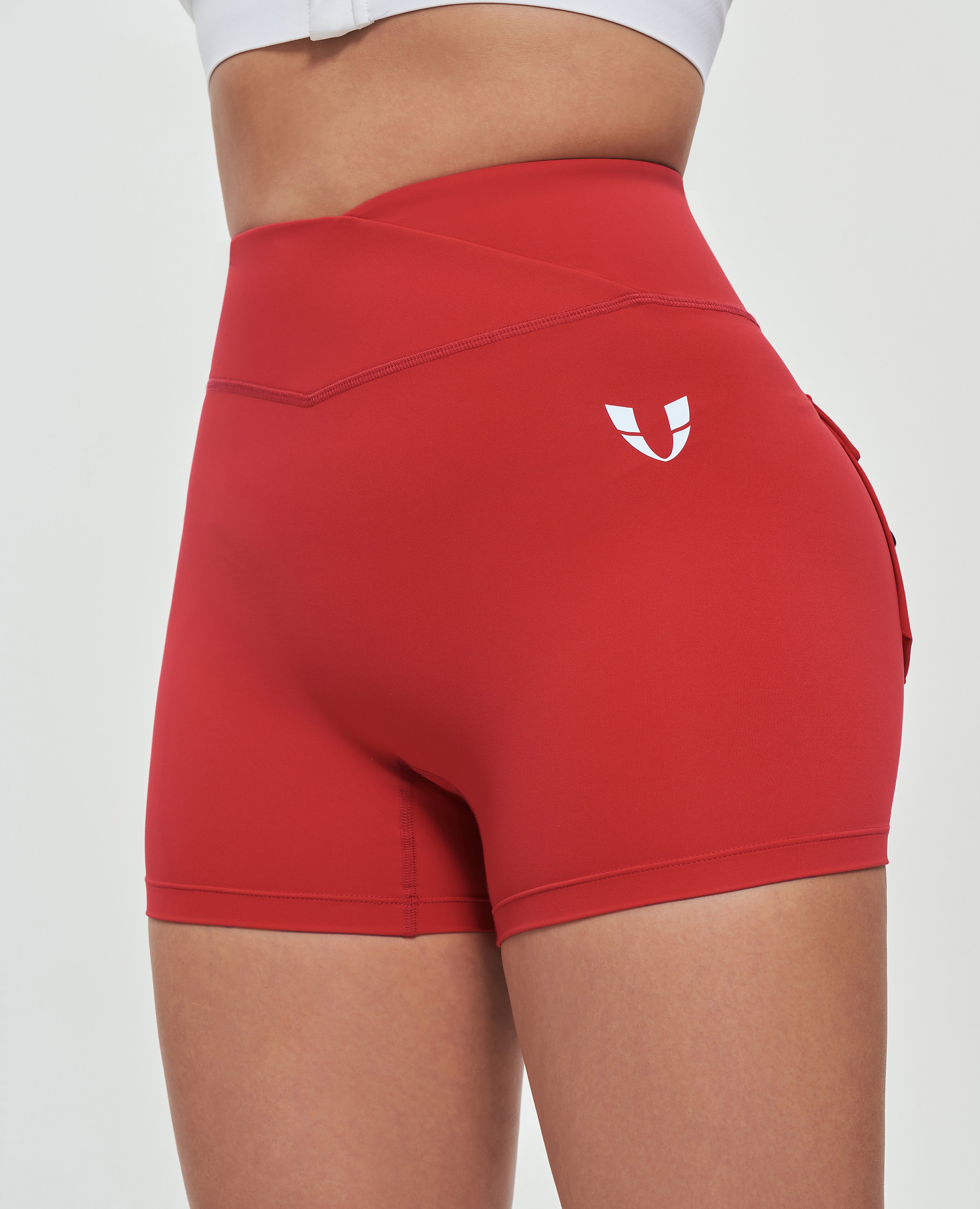 V-waist Cargo Shorts - Red